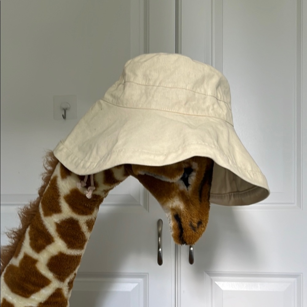 Cream Cotton Sun Hat - Picture 5 of 5
